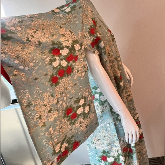 Vintage 1980s Kimono Rayon | Silk Floral Design Full Length - Picture 4 of 10